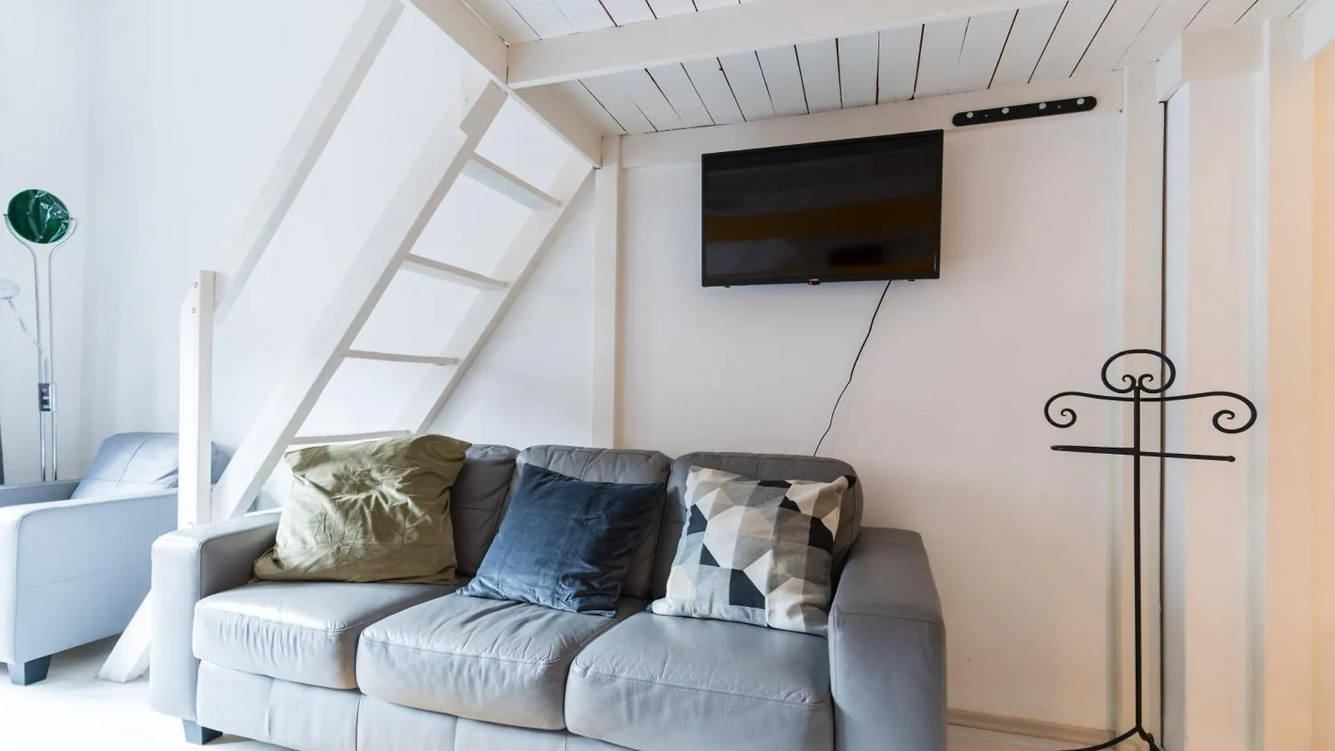 Appartement Sunny Studio With Balcony In Party District Budapest Hongrie